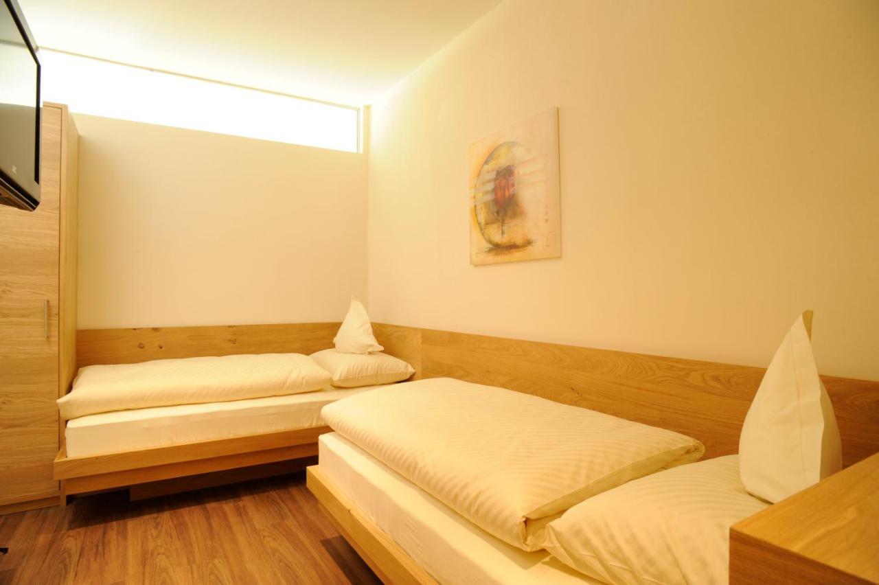 Apartment Hotel Christine アヴェレンゴ エクステリア 写真