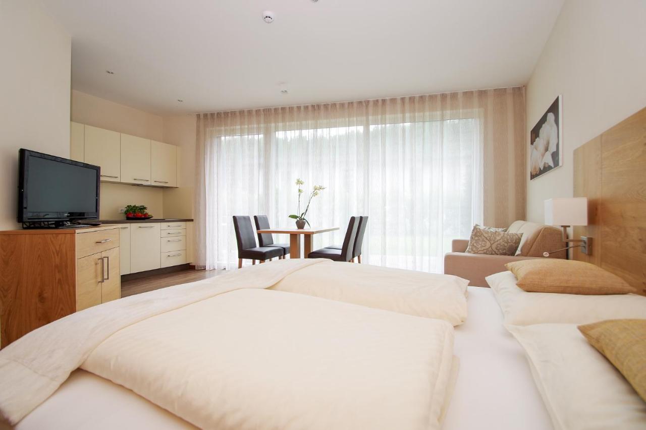 Apartment Hotel Christine アヴェレンゴ エクステリア 写真